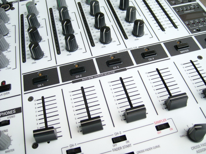 djm-600-3.jpg