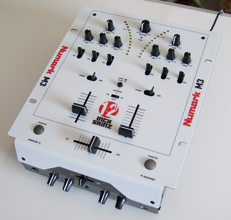 numark-m3.jpg numark-m3.jpg